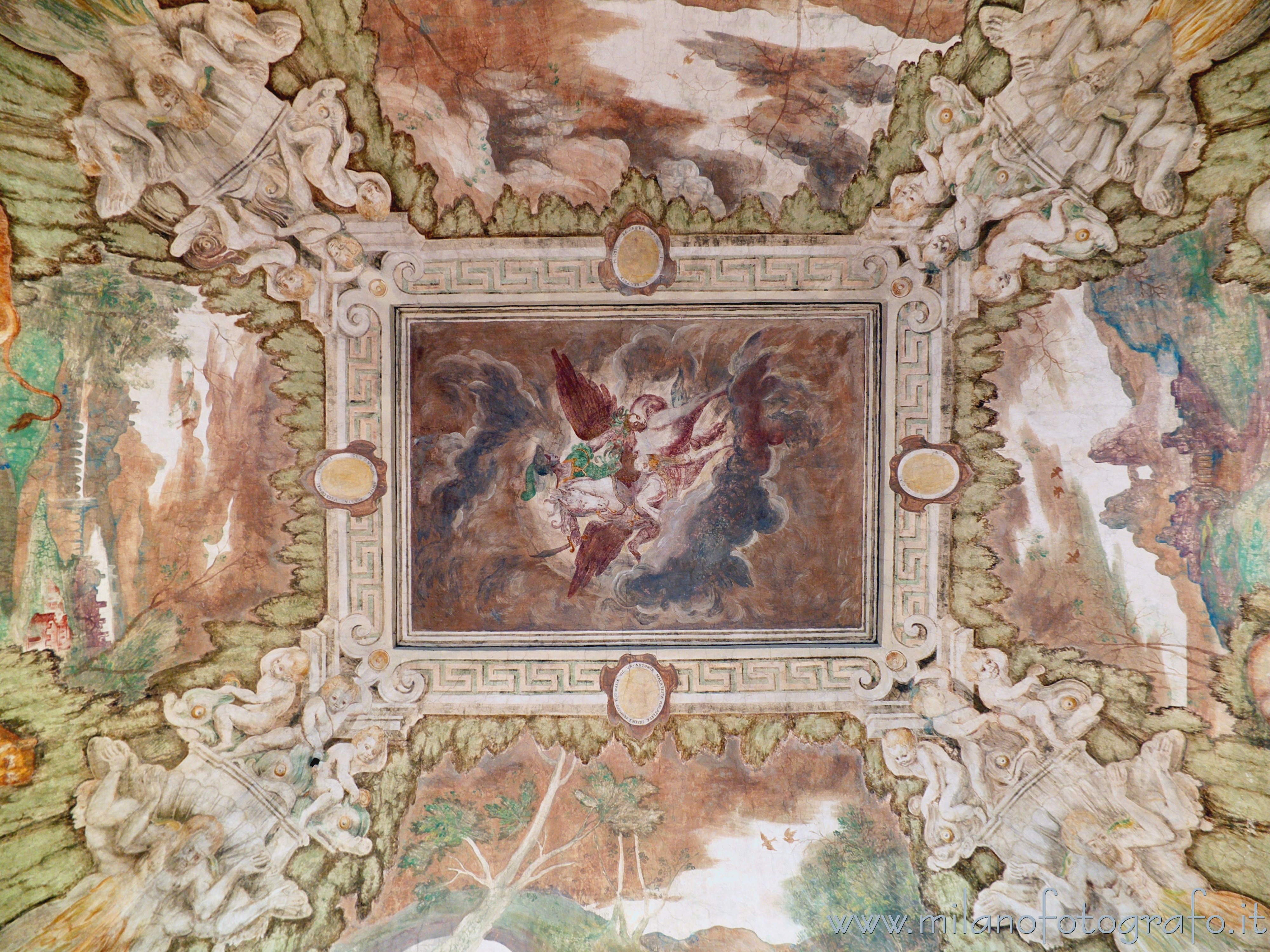 Cavenago di Brianza (Monza e Brianza, Italy) - Vault of the Hall of the Fountains in Palace Rasini - Full resolution picture